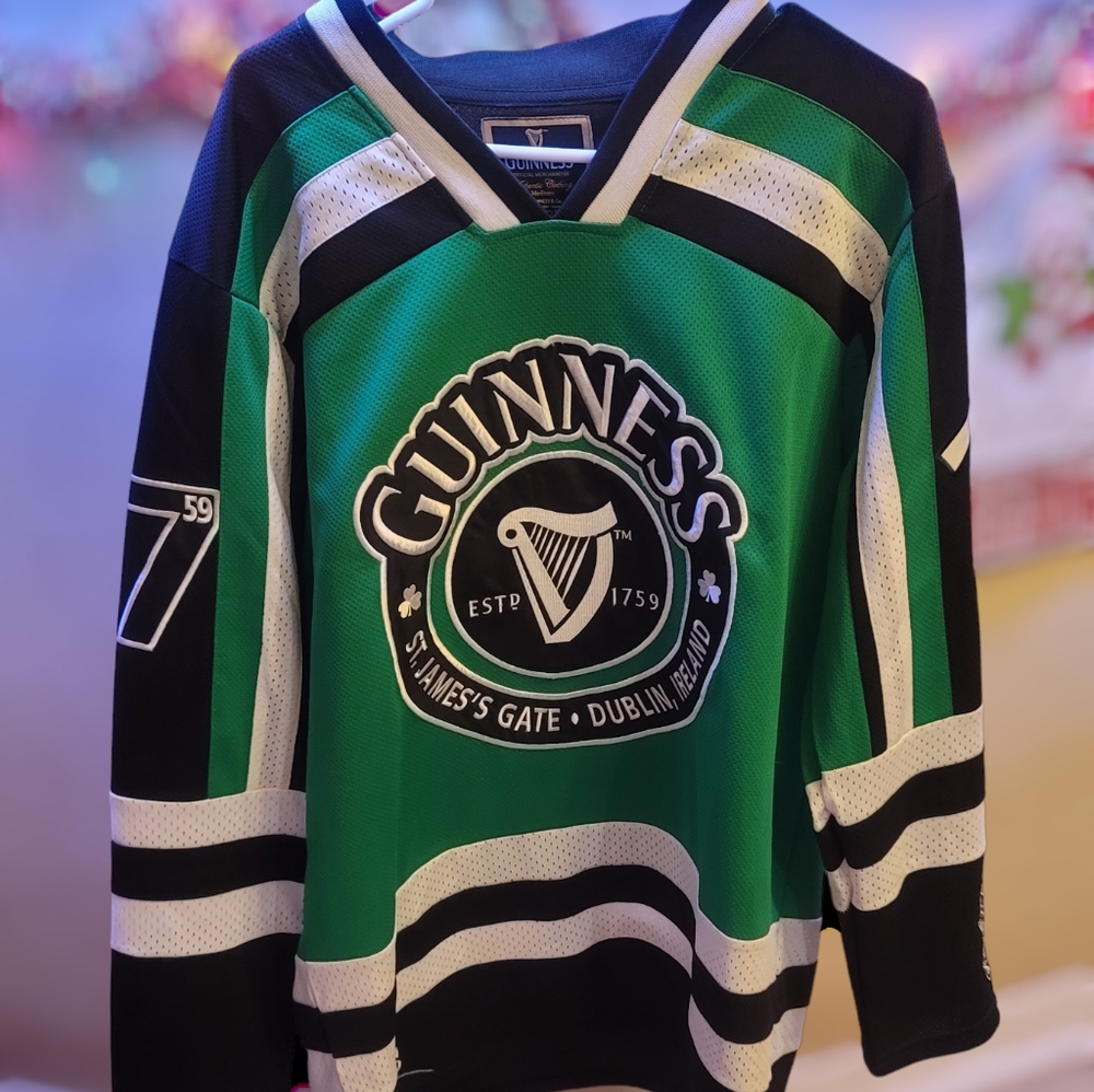 Mens Guinness Ice Hockey Jersey sz Medium
